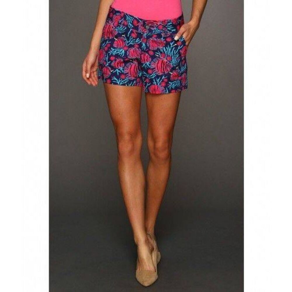 Lilly Pulitzer Womens Size 4 Bright Navy Jammin' Fish Callahan Shorts - Picture 1 of 6